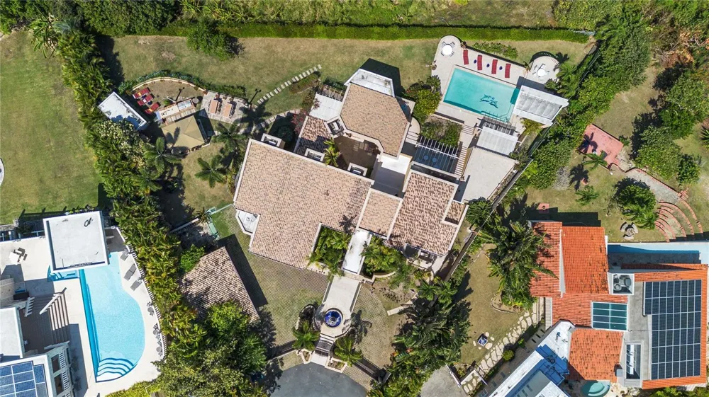 10 RIDGETOP Humacao, PR 00791