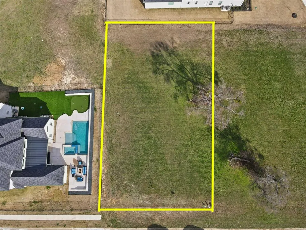 1918 Running Deer Lane Gunter, TX 75058