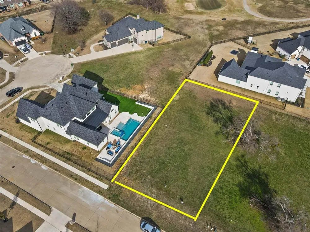 1918 Running Deer Lane Gunter, TX 75058