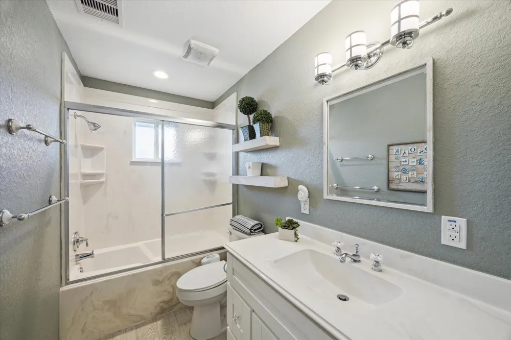 219 Bora Bora Drive Tiki Island, TX 77554