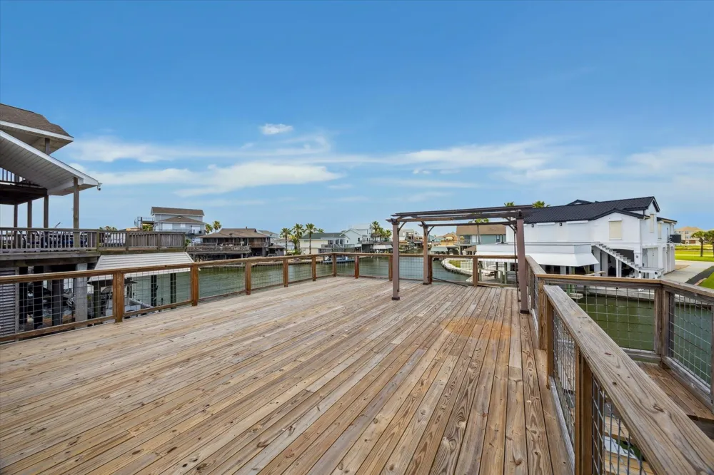 219 Bora Bora Drive Tiki Island, TX 77554
