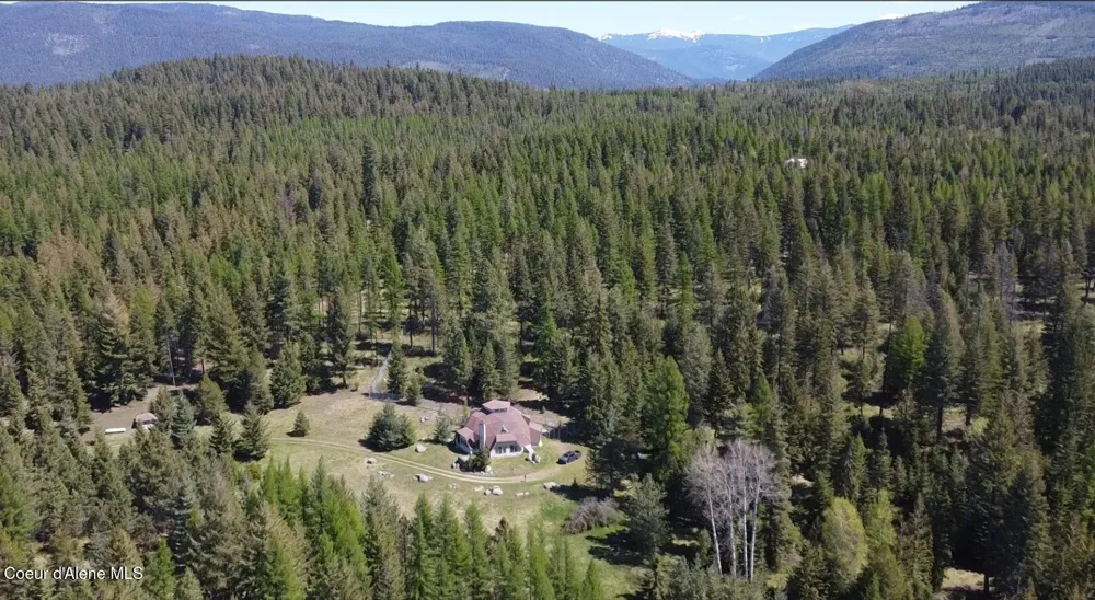 1015 Templeman Lake Road Bonners Ferry, ID 83805