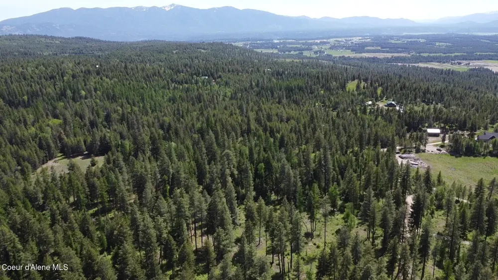 1015 Templeman Lake Road Bonners Ferry, ID 83805