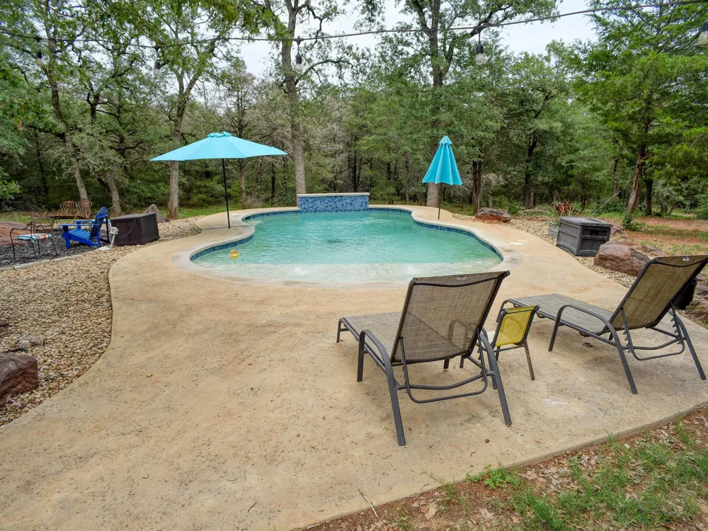 247 Campfire Way Smithville, TX 78957