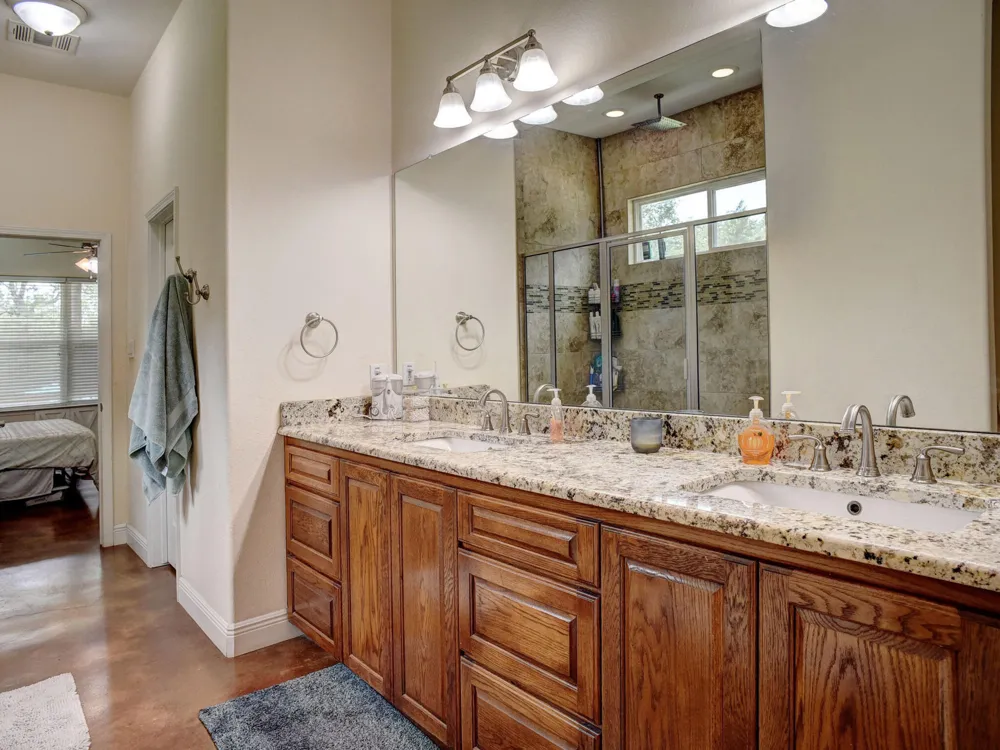 247 Campfire Way Smithville, TX 78957