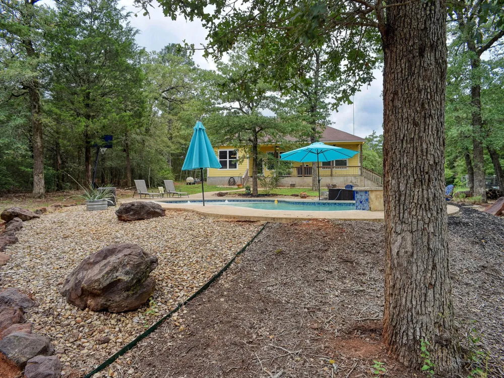 247 Campfire Way Smithville, TX 78957