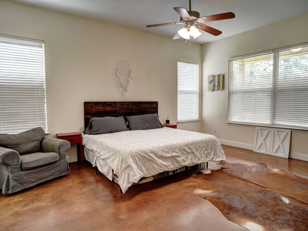 247 Campfire Way Smithville, TX 78957
