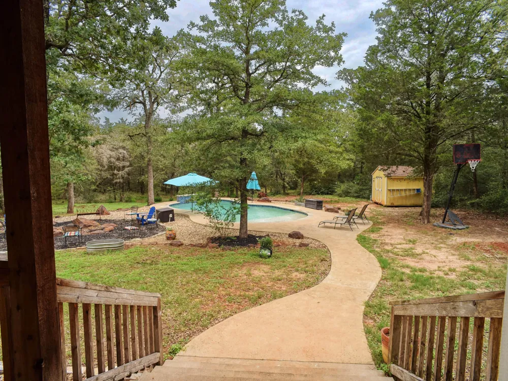247 Campfire Way Smithville, TX 78957