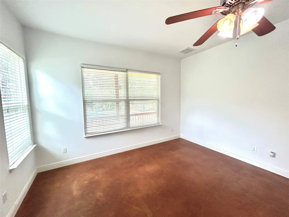 247 Campfire Way Smithville, TX 78957