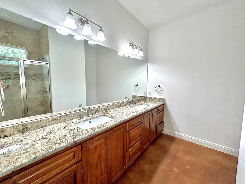 247 Campfire Way Smithville, TX 78957