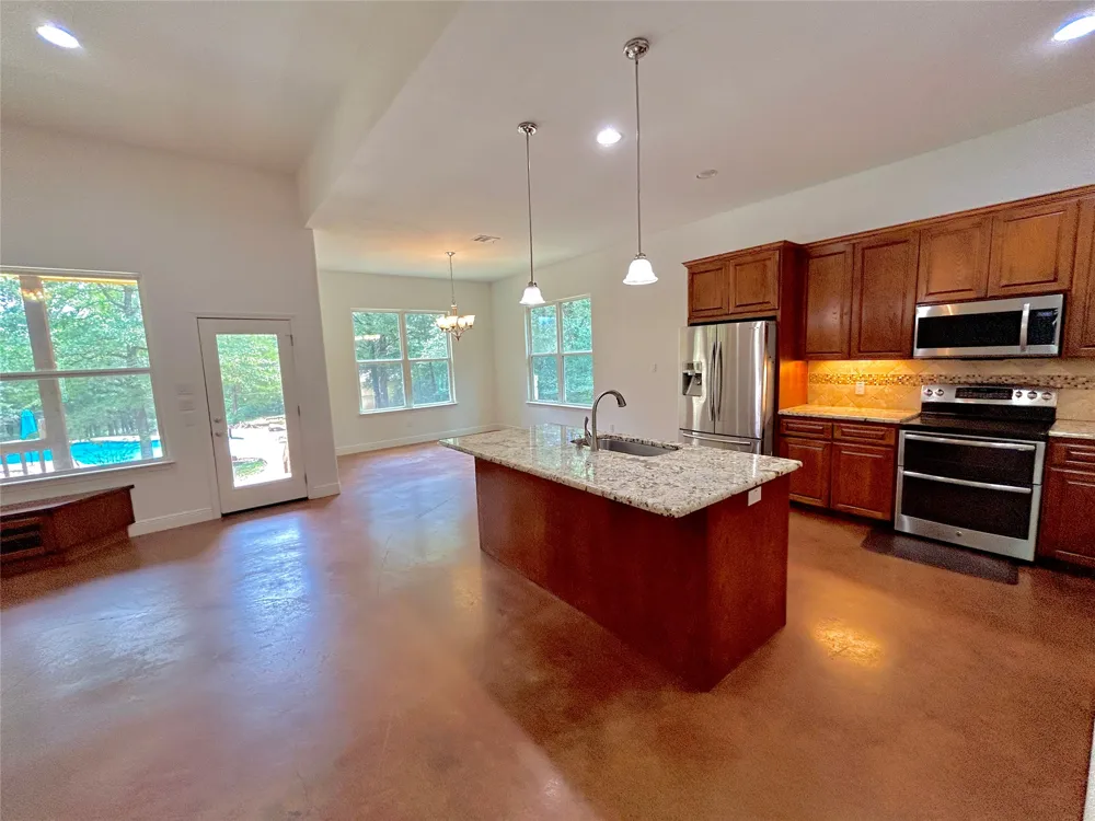 247 Campfire Way Smithville, TX 78957