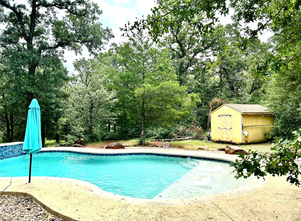 247 Campfire Way Smithville, TX 78957