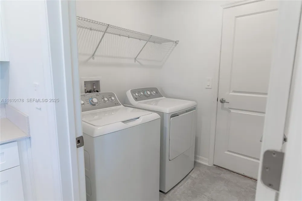 934 CATTLEMAN STREET Winter Haven, FL 33884