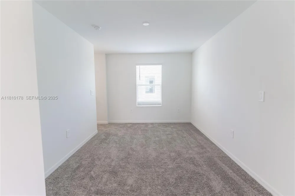 934 CATTLEMAN STREET Winter Haven, FL 33884