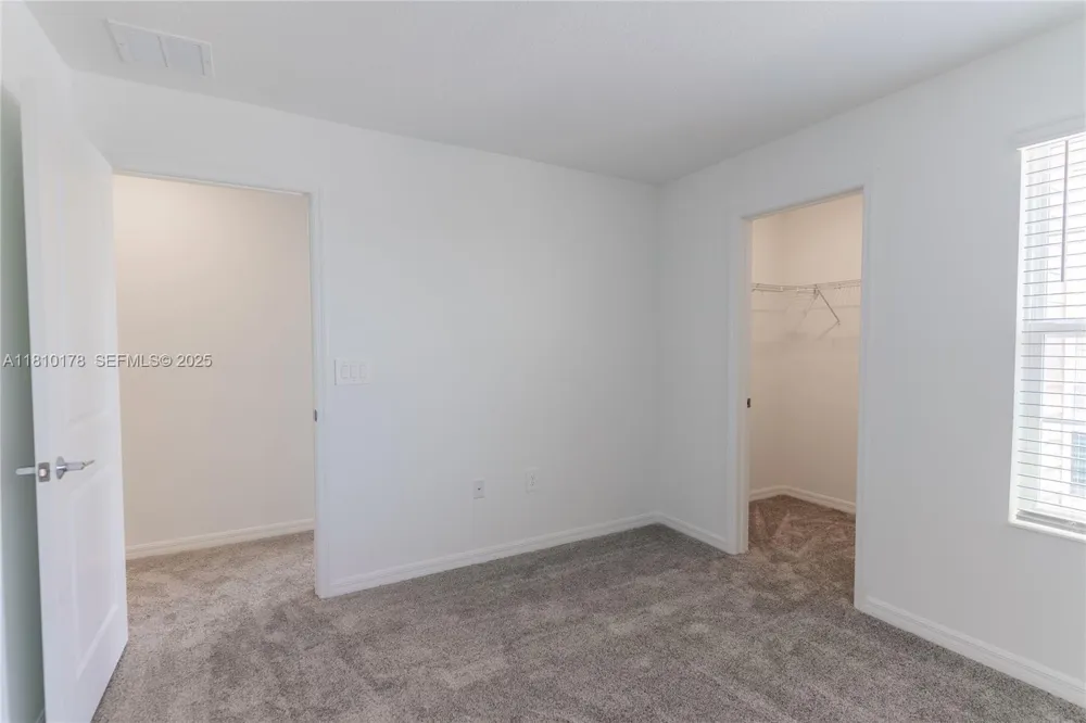 934 CATTLEMAN STREET Winter Haven, FL 33884