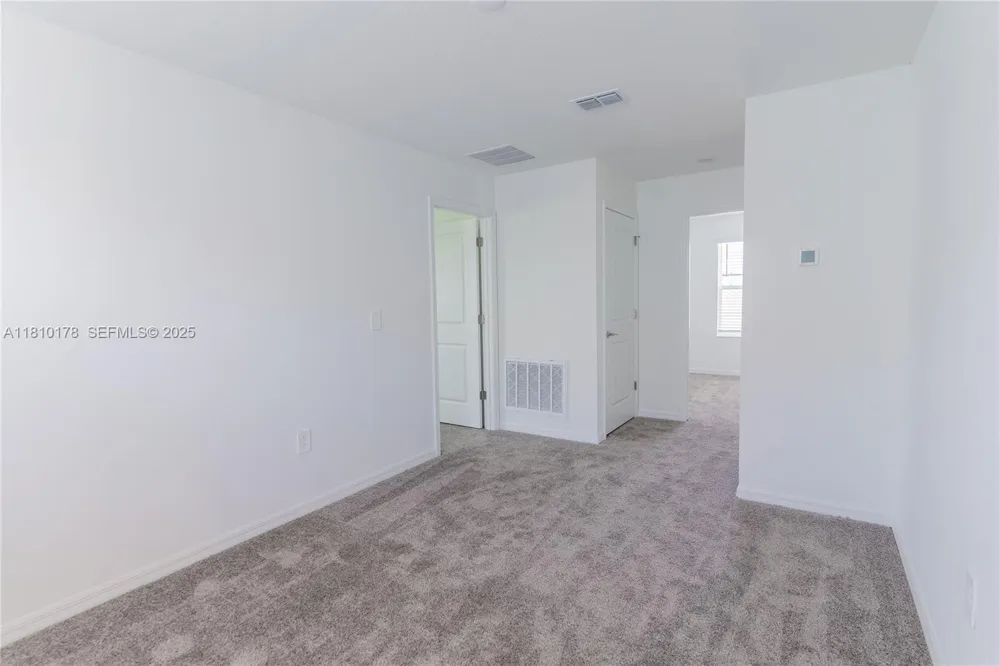 934 CATTLEMAN STREET Winter Haven, FL 33884