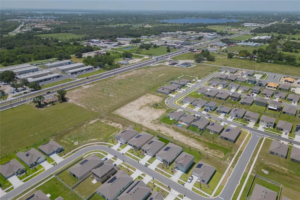 934 CATTLEMAN STREET Winter Haven, FL 33884