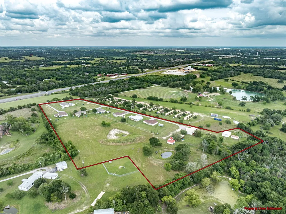 305 O'malley Road Brenham, TX 77833