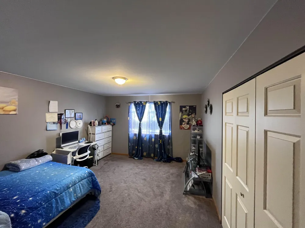 1637 chippewa Way Mt Pleasant City, MI 48858