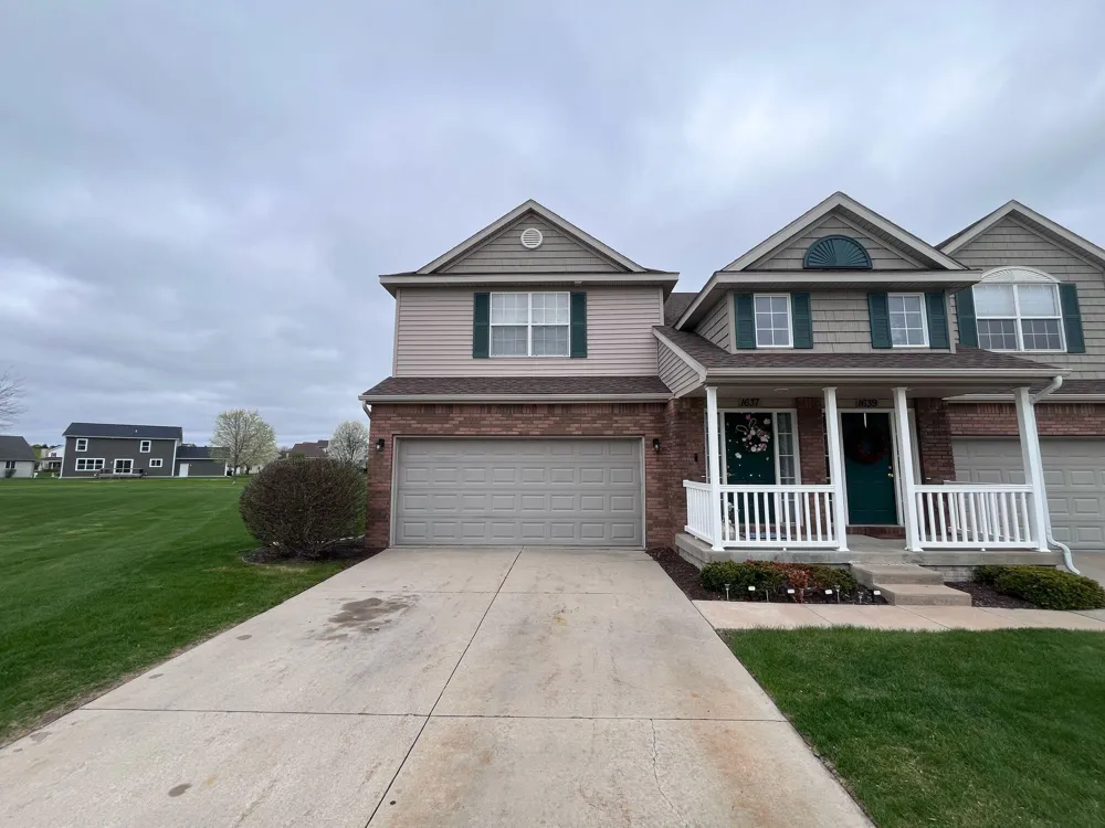 1637 chippewa Way Mt Pleasant City, MI 48858