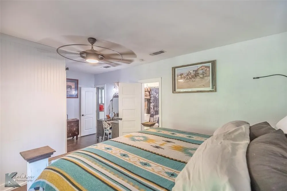 202 E Ross Street Rising Star, TX 76471