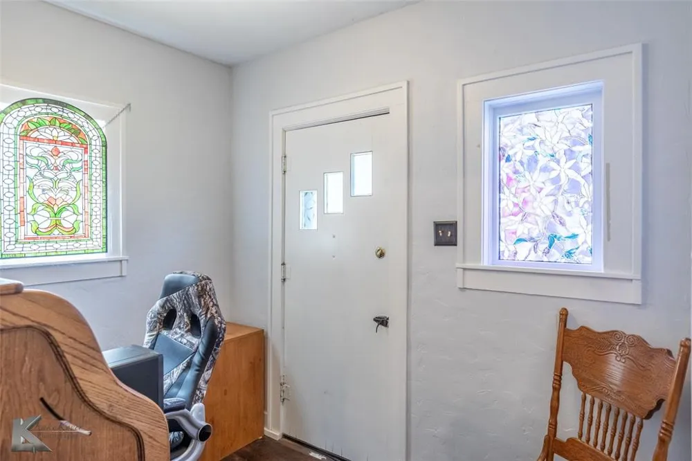 202 E Ross Street Rising Star, TX 76471
