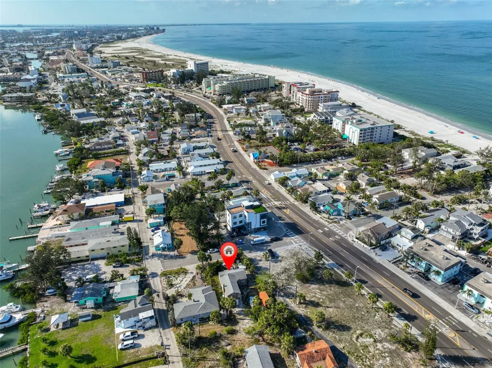 108 125TH AVENUE Treasure Island, FL 33706