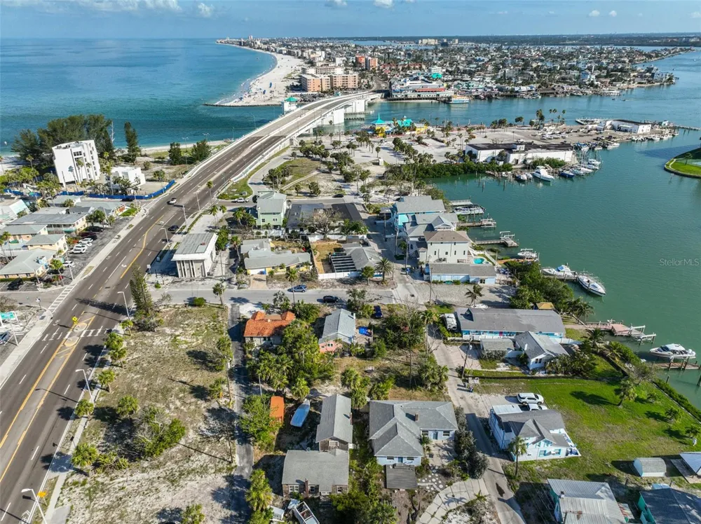 108 125TH AVENUE Treasure Island, FL 33706