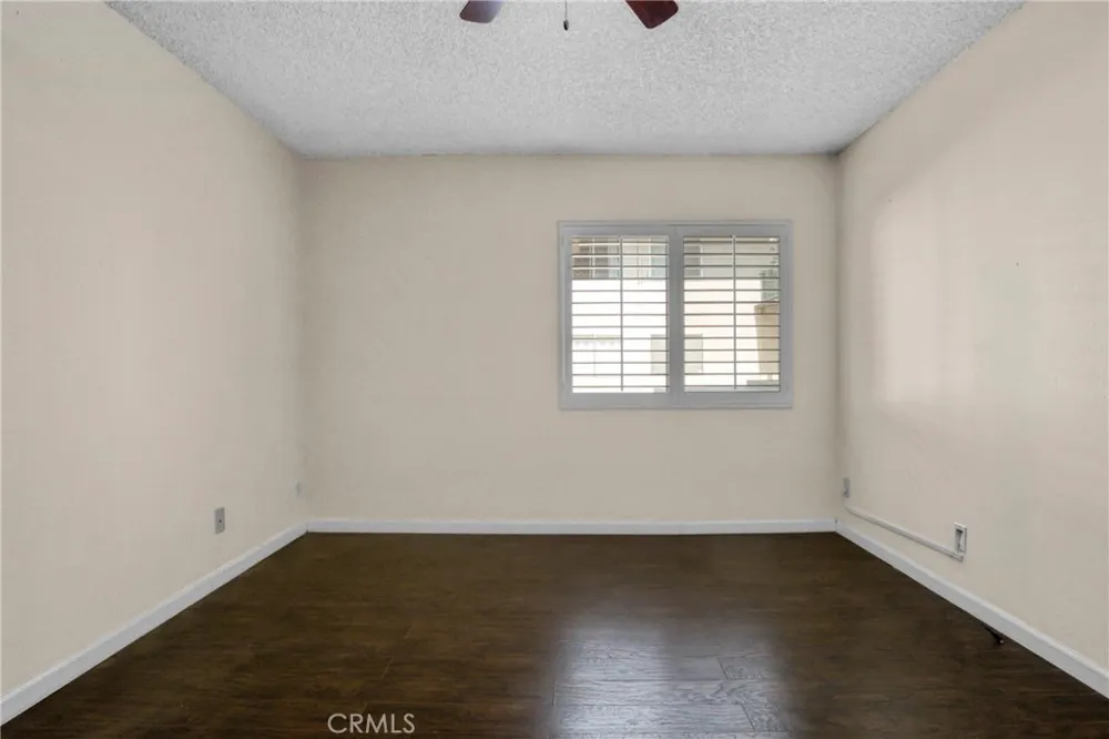 5460 White Oak Avenue #F105 Encino, CA 91316