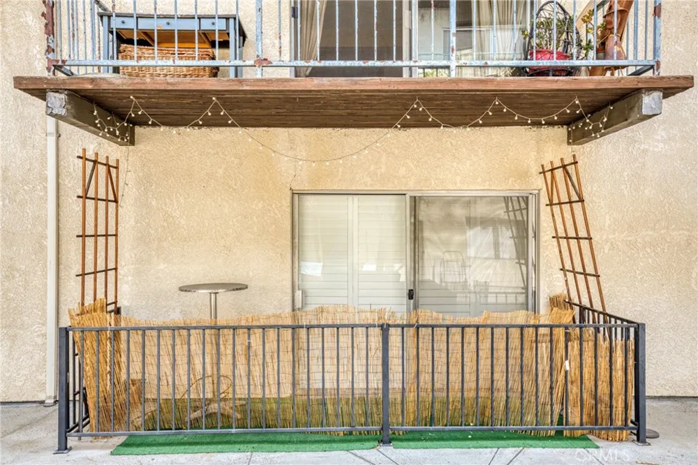 5460 White Oak Avenue #F105 Encino, CA 91316