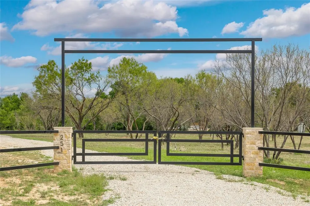 251 Morning Dove Lane Early, TX 76802