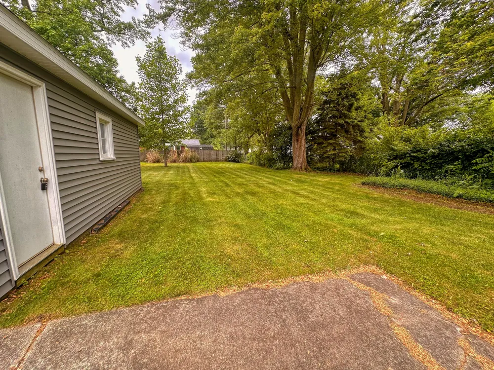 1314 Ferry Street Niles, MI 49120