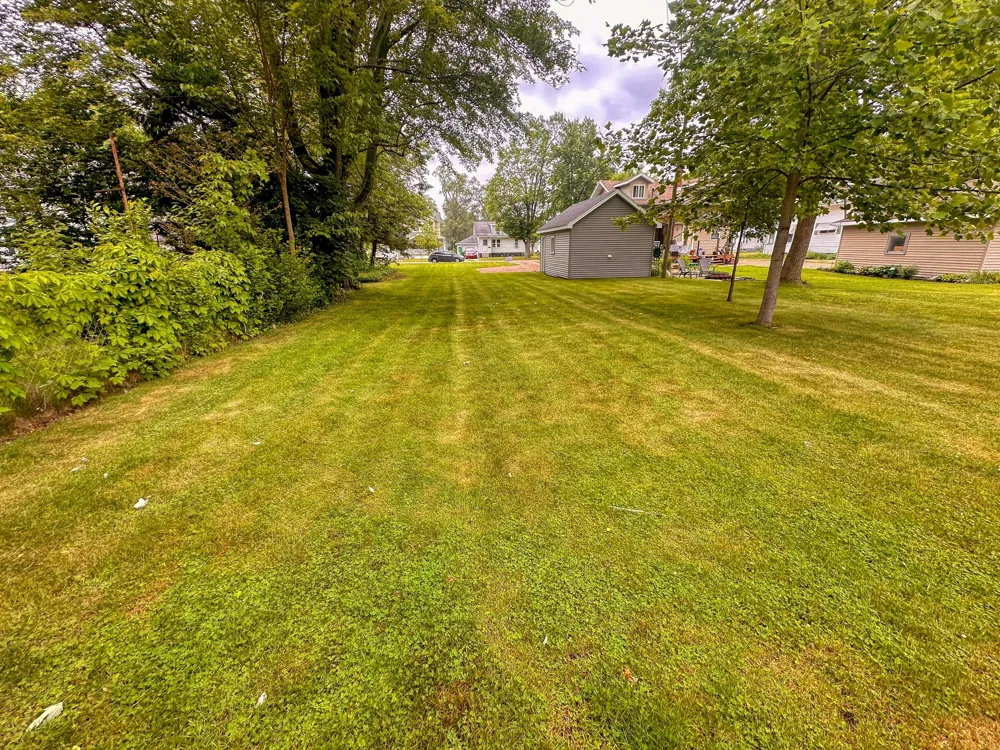 1314 Ferry Street Niles, MI 49120