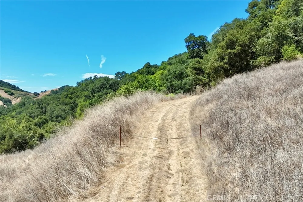 Old Creek Road Templeton, CA 93465