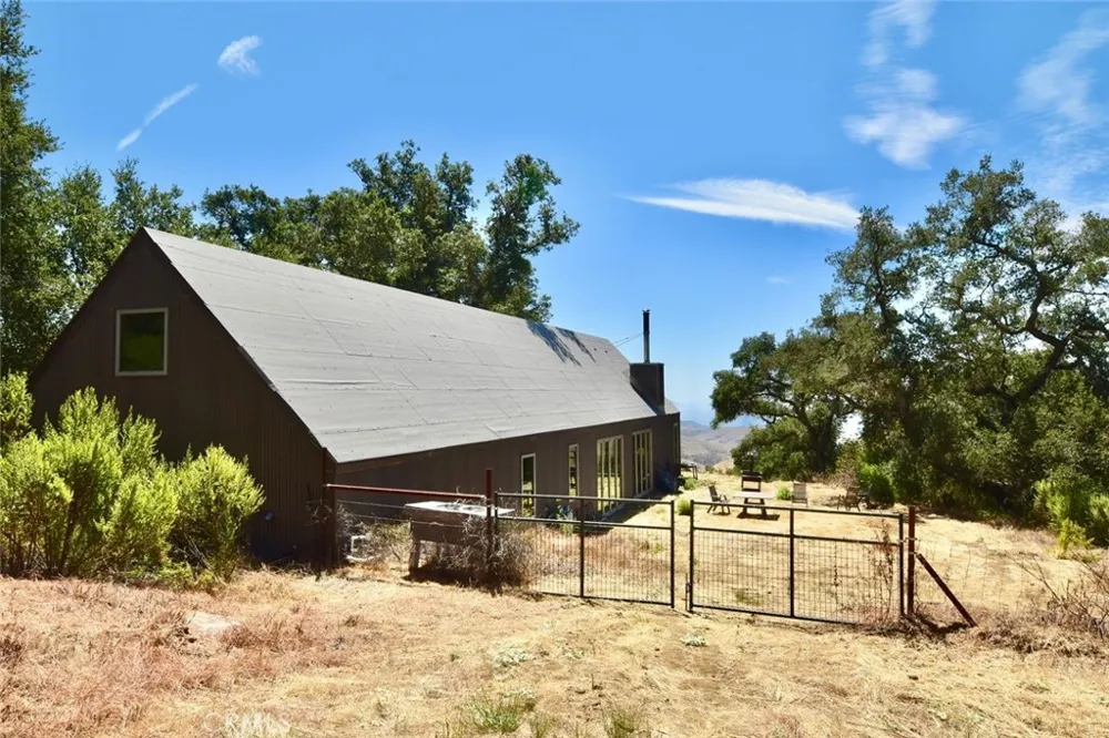 Old Creek Road Templeton, CA 93465