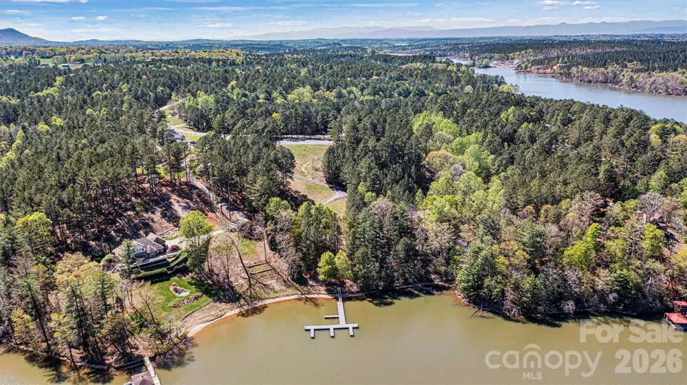 106 Pier Point Drive Connelly Springs, NC 28612