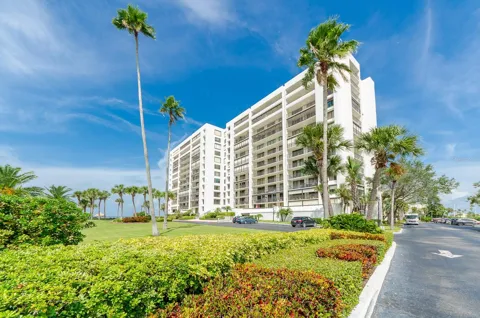 1460 GULF BOULEVARD #1105