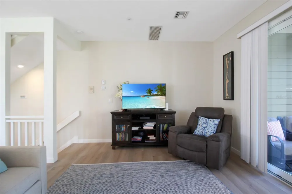 535 FOREST WAY Longboat Key, FL 34228