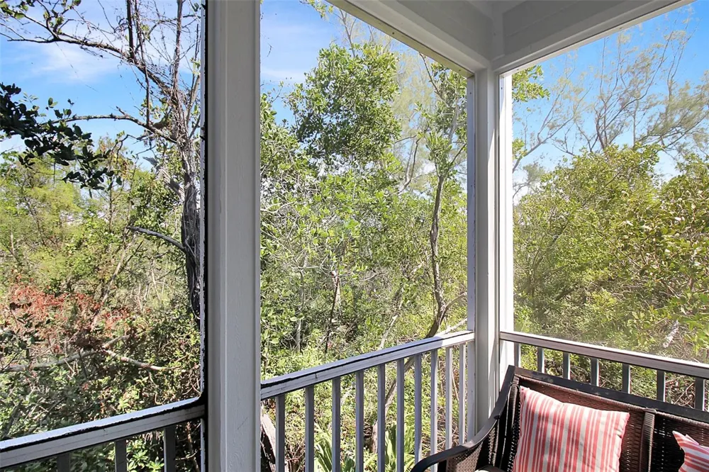 535 FOREST WAY Longboat Key, FL 34228