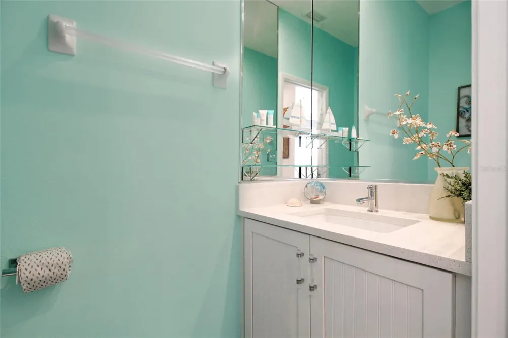 535 FOREST WAY Longboat Key, FL 34228