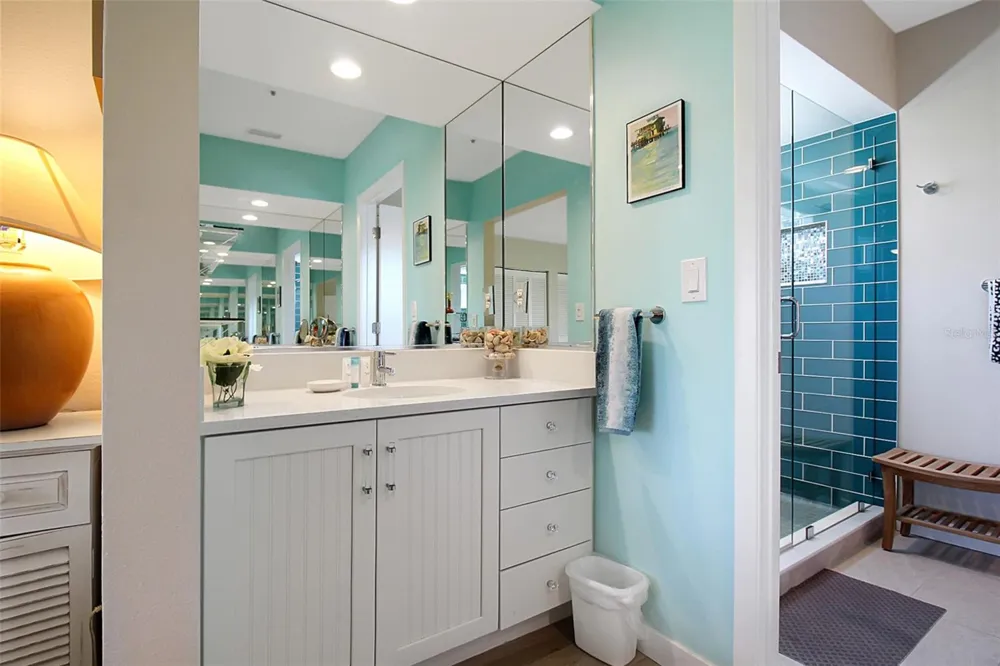 535 FOREST WAY Longboat Key, FL 34228