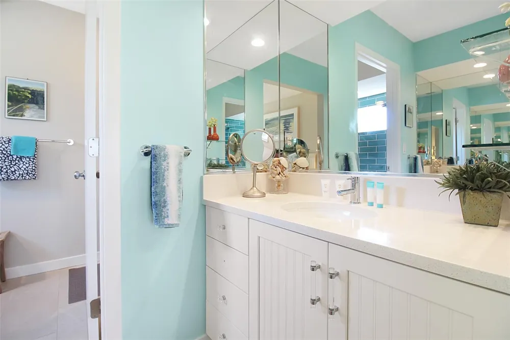 535 FOREST WAY Longboat Key, FL 34228