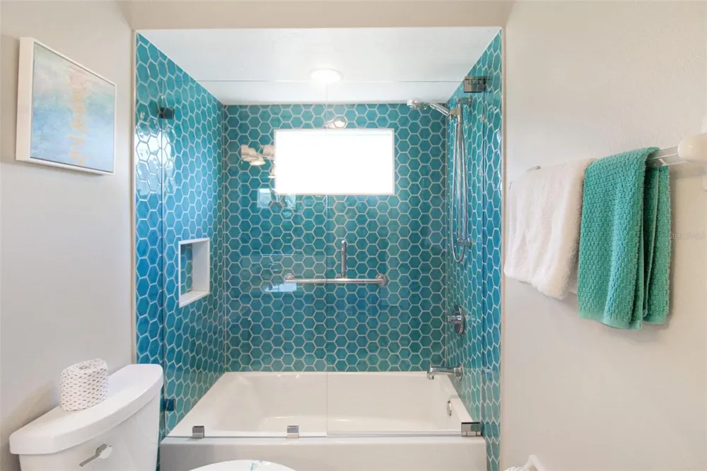 535 FOREST WAY Longboat Key, FL 34228