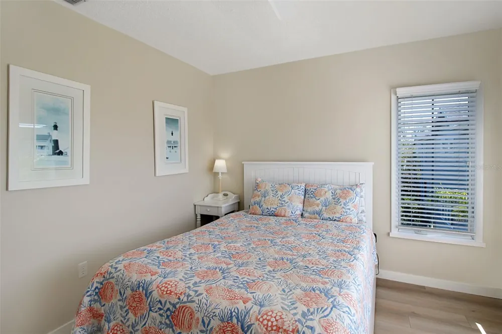 535 FOREST WAY Longboat Key, FL 34228