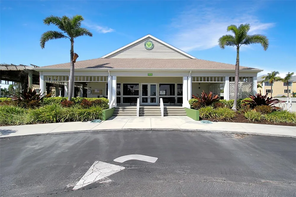 535 FOREST WAY Longboat Key, FL 34228