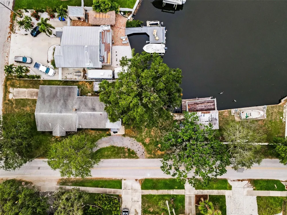 394 GEORGIA AVENUE Crystal Beach, FL 34681