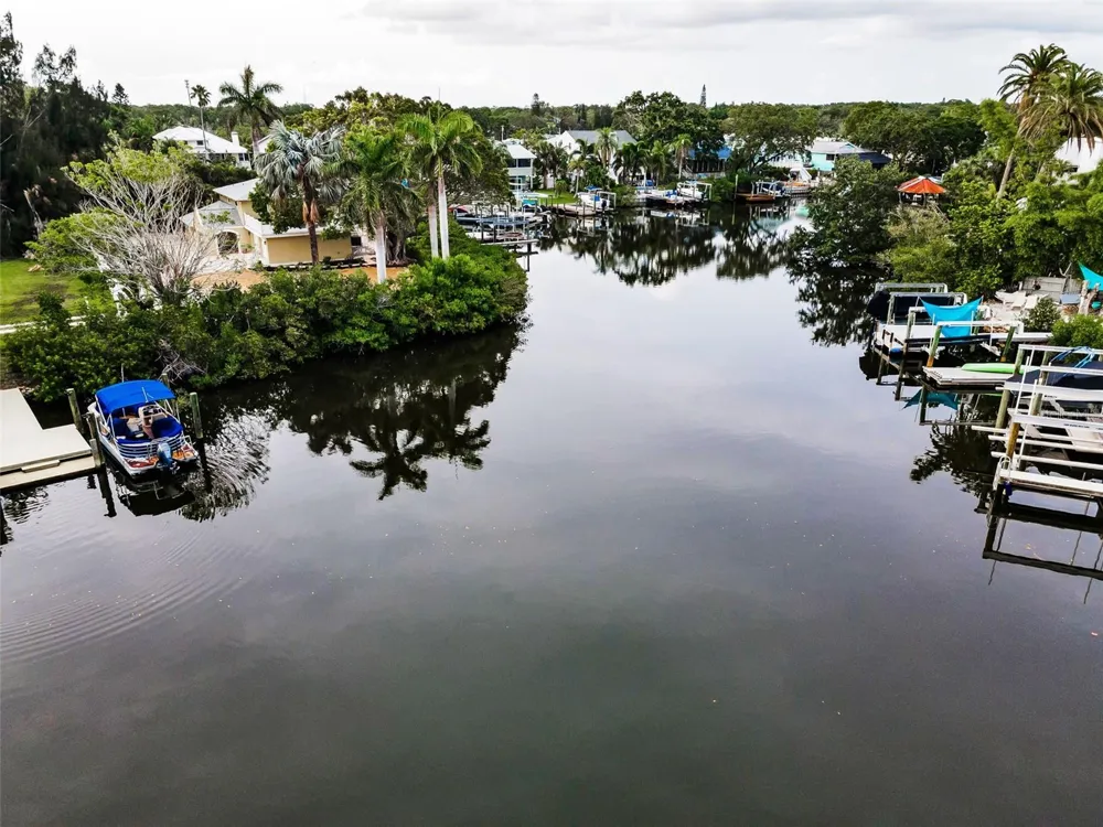 394 GEORGIA AVENUE Crystal Beach, FL 34681