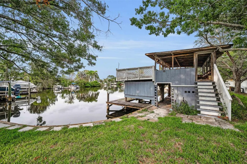 394 GEORGIA AVENUE Crystal Beach, FL 34681