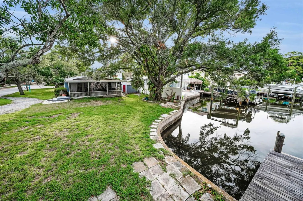 394 GEORGIA AVENUE Crystal Beach, FL 34681