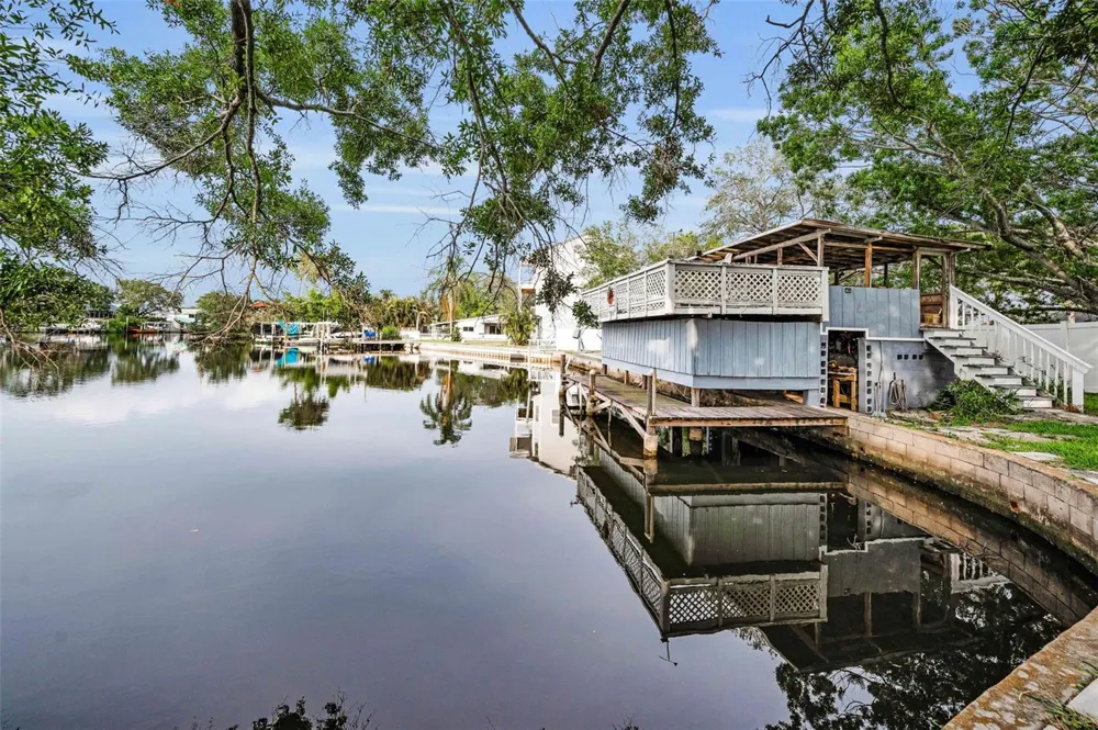394 GEORGIA AVENUE Crystal Beach, FL 34681